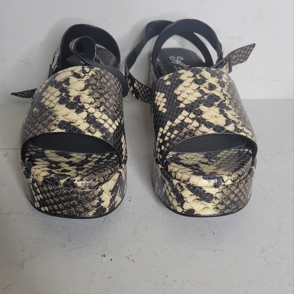 Seychelles Calming Influence SZ 6 - Picture 2 of 8